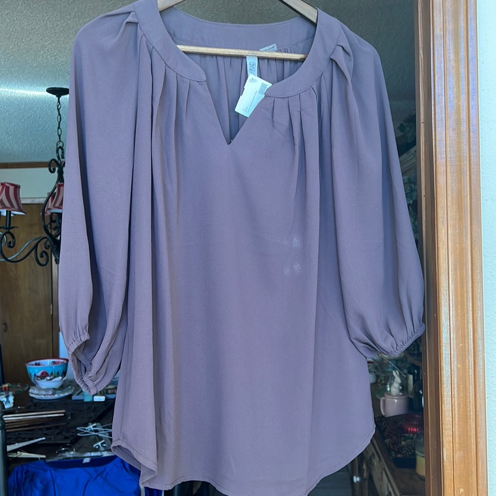 Women’s Ezra large blouse new with tags
